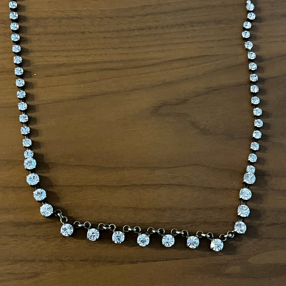 Gorgeous‎ NWT Loft Crystal Imitation Necklace Retail $39